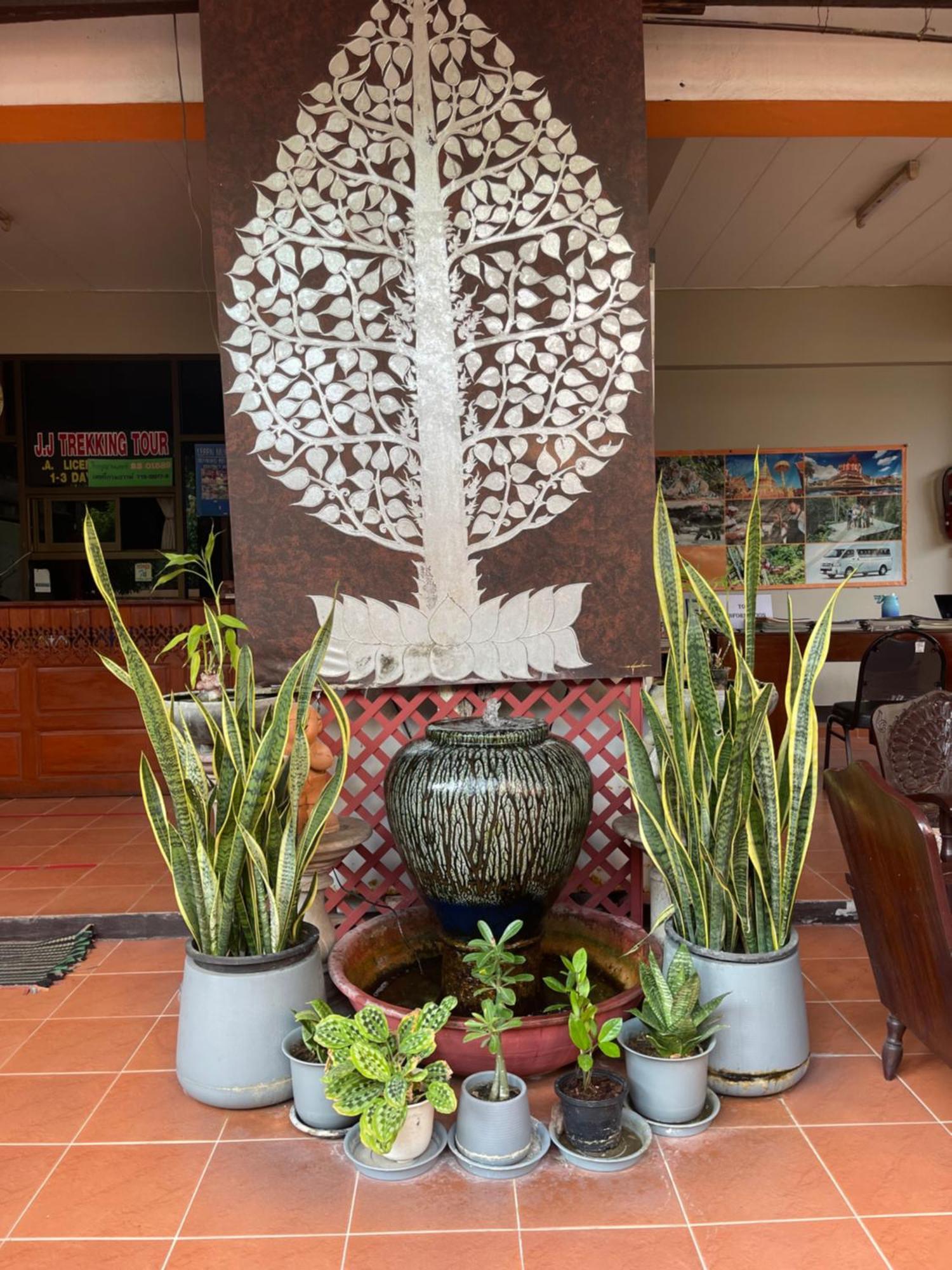 Jj Guesthouse Chiang Mai Dış mekan fotoğraf