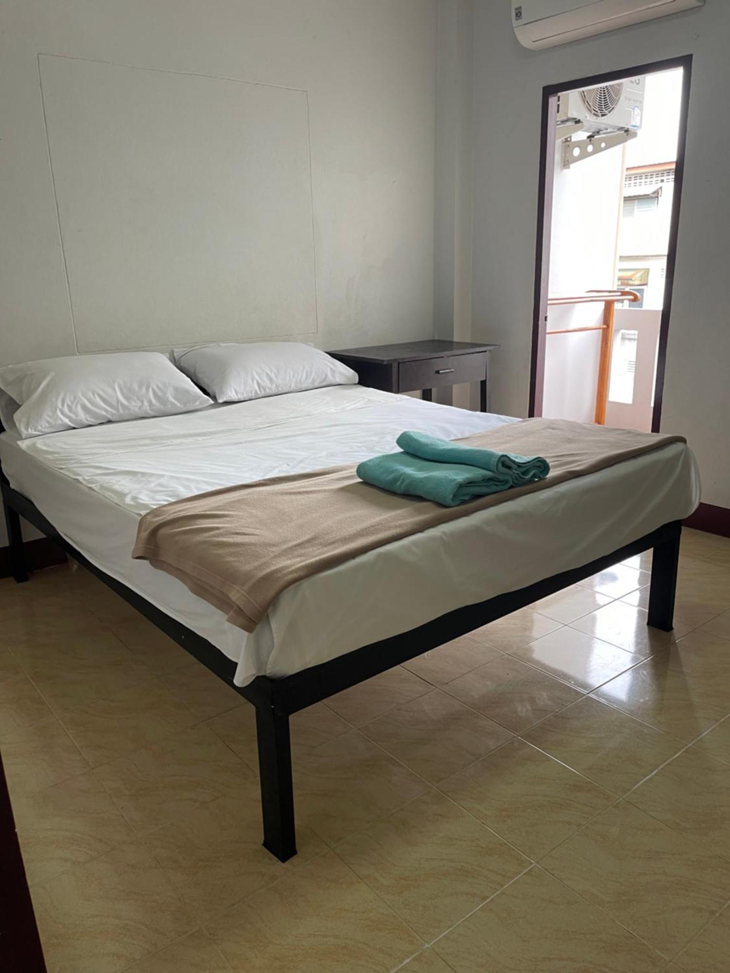 Jj Guesthouse Chiang Mai Dış mekan fotoğraf