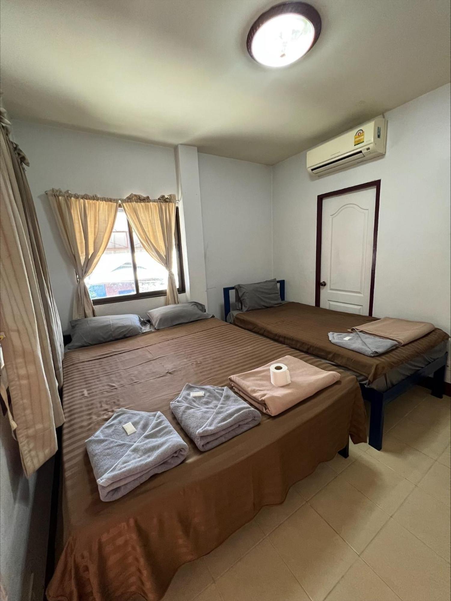 Jj Guesthouse Chiang Mai Dış mekan fotoğraf