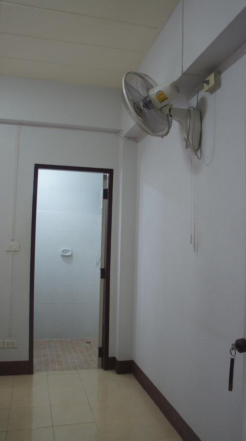 Jj Guesthouse Chiang Mai Dış mekan fotoğraf